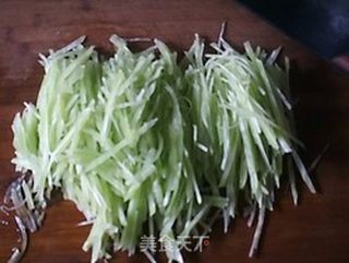 爽口小菜—椒油笋丝的做法步骤:3