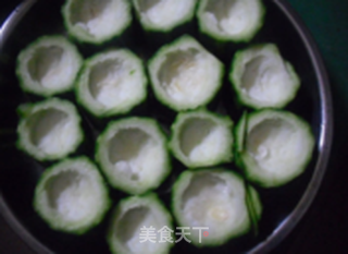 鲍鱼汁蒜蓉蒸丝瓜的做法步骤:3
