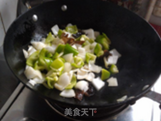 葱椒肉片的做法步骤:5