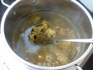 高考汤煲:羊肚菌虫草汤的做法步骤:6