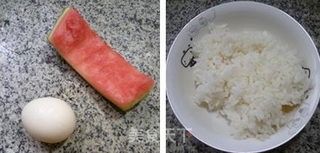 鸡蛋西瓜皮炒饭的做法步骤：1