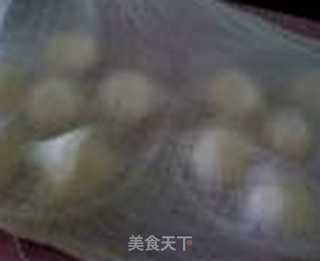 奶黄包的做法步骤：3