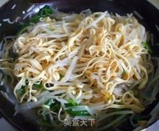 酸辣豆芽的做法步骤:7