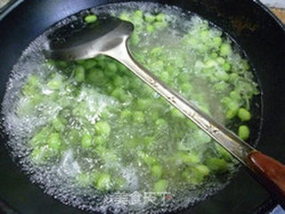 咸菜里脊肉炒毛豆的做法步骤:6