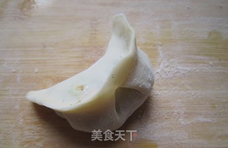 韭菜鸡蛋虾皮饺子的做法步骤:8