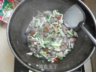 好吃的酸辣鸭心的做法步骤:8
