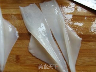 香辣炒鱿鱼的做法步骤:3