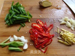 香辣炒鱿鱼的做法步骤:7