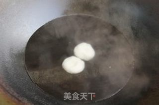 红豆沙南瓜饼的做法步骤：1