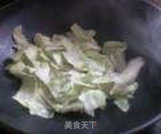 饭店美味在家做——水煮肉片的做法步骤:5