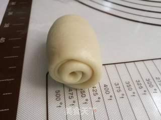 蛋黄酥的做法步骤:17