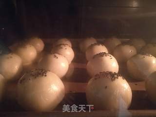 蛋黄酥的做法步骤:24