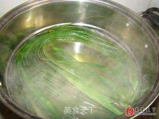 蜜枣粽子的做法步骤:2