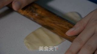 【小森妈妈菜谱】美味蛋黄酥的做法步骤:6
