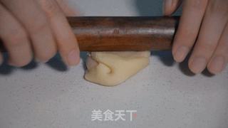 【小森妈妈菜谱】美味蛋黄酥的做法步骤:10