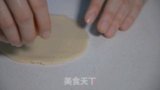 【小森妈妈菜谱】美味蛋黄酥的做法步骤:11