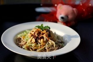 鸡丝荞麦凉面的做法步骤:9