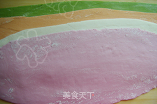 【彩虹馄饨】为宝宝打造的美食的做法步骤:7