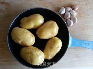 Roasted Potato 海盐烤土豆的做法步骤：1