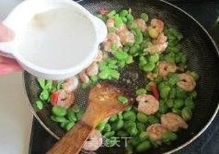 蚕豆炒虾仁的做法步骤:8