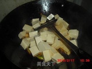 蒜苗烧豆腐的做法步骤：6