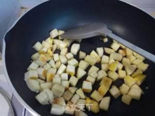 快手懒人餐-五彩馒头丁的做法步骤:5