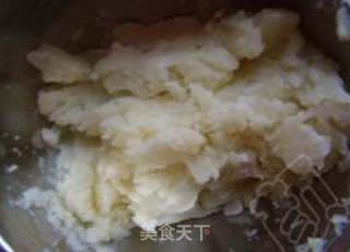 【美味土豆饼】让孩子爱上土豆的做法步骤:2