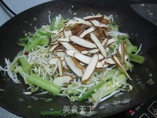 【香干炒青芹】--孕妈咪16周食谱的做法步骤:6