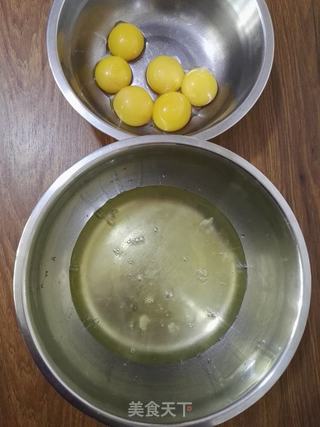 方盘海绵蛋糕的做法步骤:2