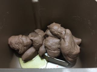 可可咸奶油面包的做法步骤:4