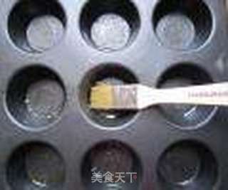 菠萝翻转蛋糕的做法步骤:5
