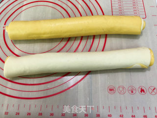 双色花式馒头的做法步骤:21