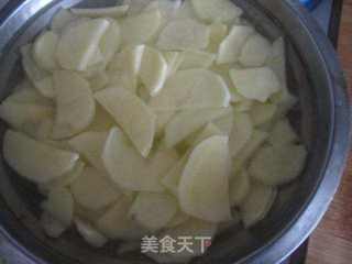 牛筋炒土豆片的做法步骤:2