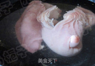 鲜香脆嫩的凉拌肚丝的做法步骤:4
