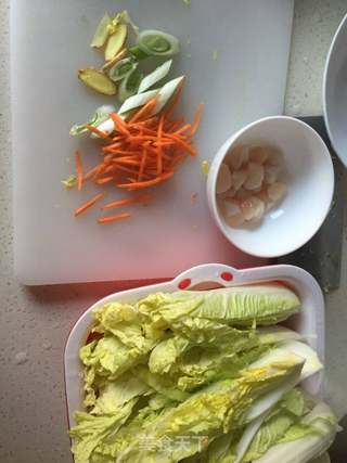扇贝娃娃菜的做法步骤：1