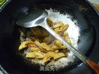 面筋炒夜开花的做法步骤:8