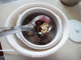 薄荷牛排汤的做法步骤:4