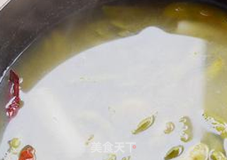 下酒菜的最佳搭档——麻辣小毛豆的做法步骤:4