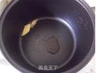 电饭煲黑椒鸡的做法步骤:5