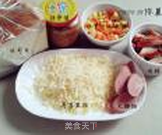 早餐也美味--【简易吐司披萨】的做法步骤：1