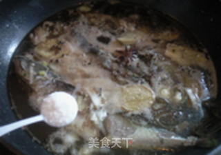 鲅鱼豆腐火锅的做法步骤:12
