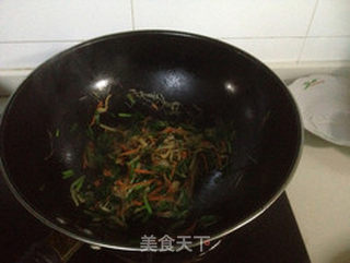 春饼——韭菜粉丝馅的做法步骤:7