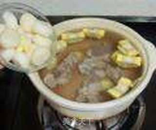 【马蹄玉米大骨汤】的做法步骤:8