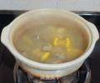 【马蹄玉米大骨汤】的做法步骤:11