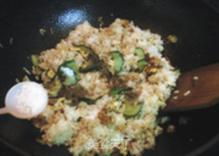 翡翠蛋炒饭的做法步骤:7