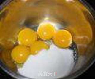 【黑森林蛋糕】——送给我最爱巧克力的小家伙的做法步骤:5