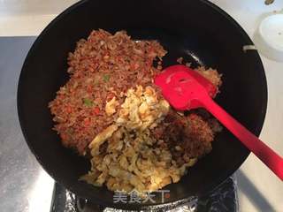 酱油炒饭的做法步骤:9