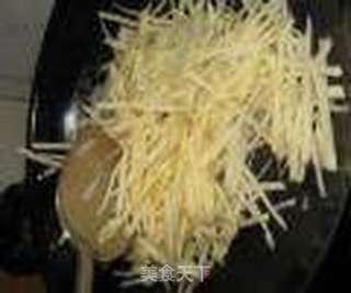 素炒土豆丝的做法步骤:5