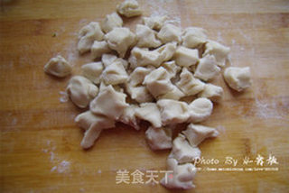 【牛肉香芹饺子】——美味不可错过的做法步骤:8