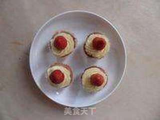 草莓杯子蛋糕的做法步骤:14